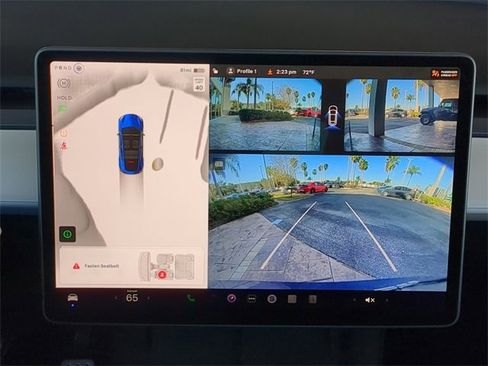 Used 2025 Tesla Model Y Performance image 24