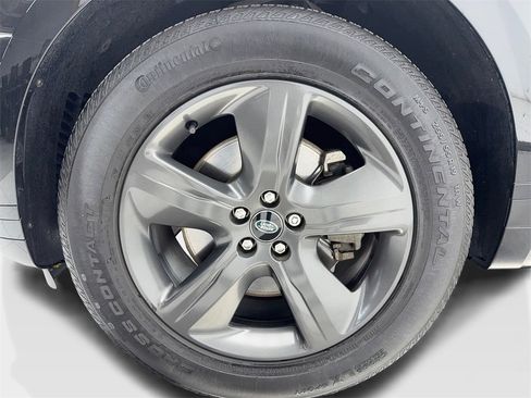 Used 2023 Land Rover Range Rover Velar S image 50