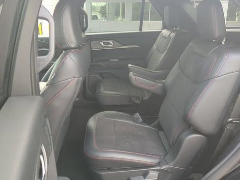 New 2026 Ford Explorer ST RWD image 14