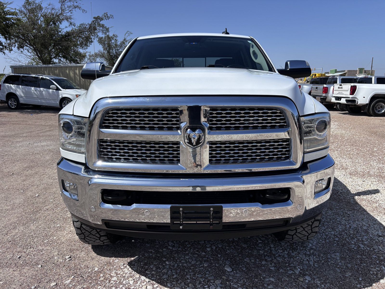 Used 2017 RAM 2500 Laramie w/ Convenience Group AWD/4WD image 10