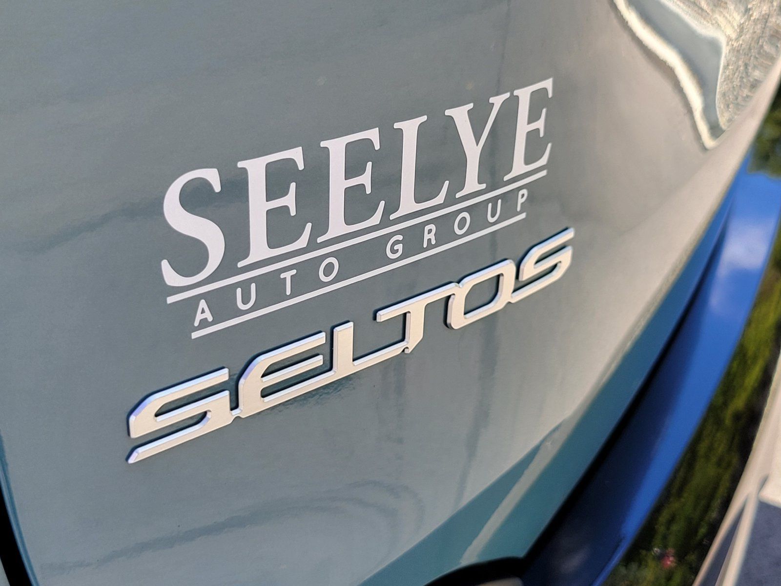 Certified 2024 Kia Seltos SX w/ SX Sunroof Package AWD/4WD image 32