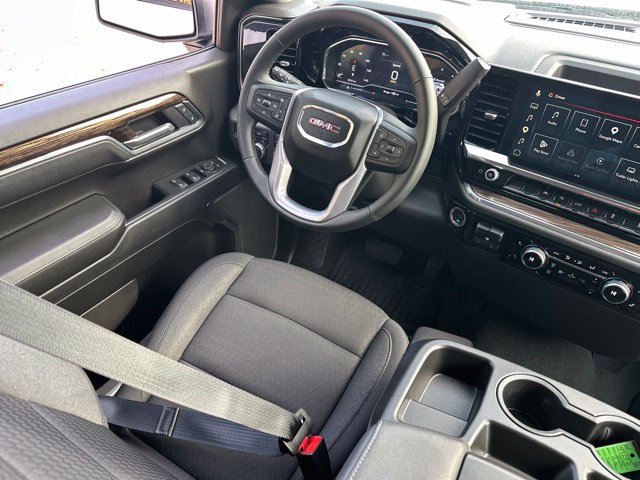 Certified 2025 GMC Sierra 1500 Elevation AWD/4WD image 18