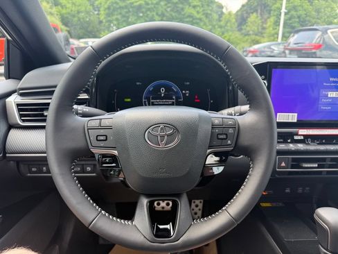 Used 2026 Toyota Camry SE w/ Multimedia Upgrade Package FWD image 10