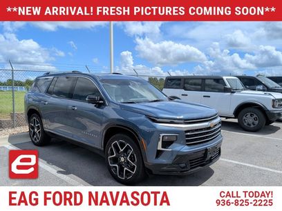 Used 2025 Chevrolet Traverse High Country