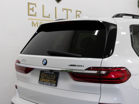 Used 2019 BMW X7 xDrive50i w/ M Sport Package AWD/4WD image 26