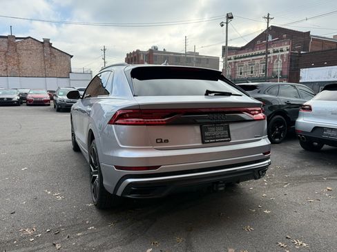 Used 2021 Audi Q8 Premium Plus w/ Premium Plus Package image 4