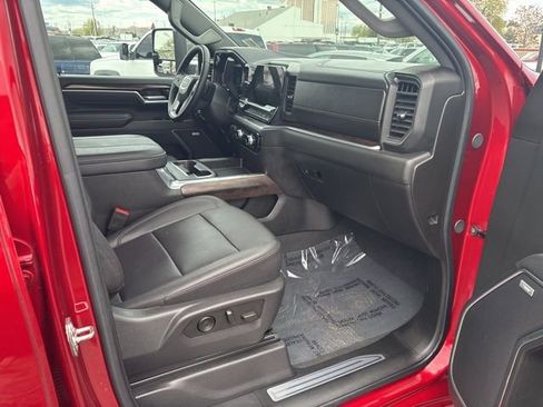 Used 2025 GMC Sierra 3500 SLT w/ SLT Premium Package AWD/4WD image 34