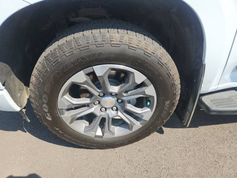 Used 2026 Chevrolet Silverado 1500 High Country w/ Technology Package AWD/4WD image 5