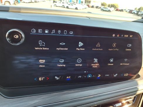 Used 2025 Chevrolet Tahoe LT AWD/4WD image 6