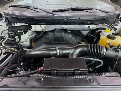 Used 2014 Ford F150 Lariat w/ Equipment Group 502A Luxury RWD image 29