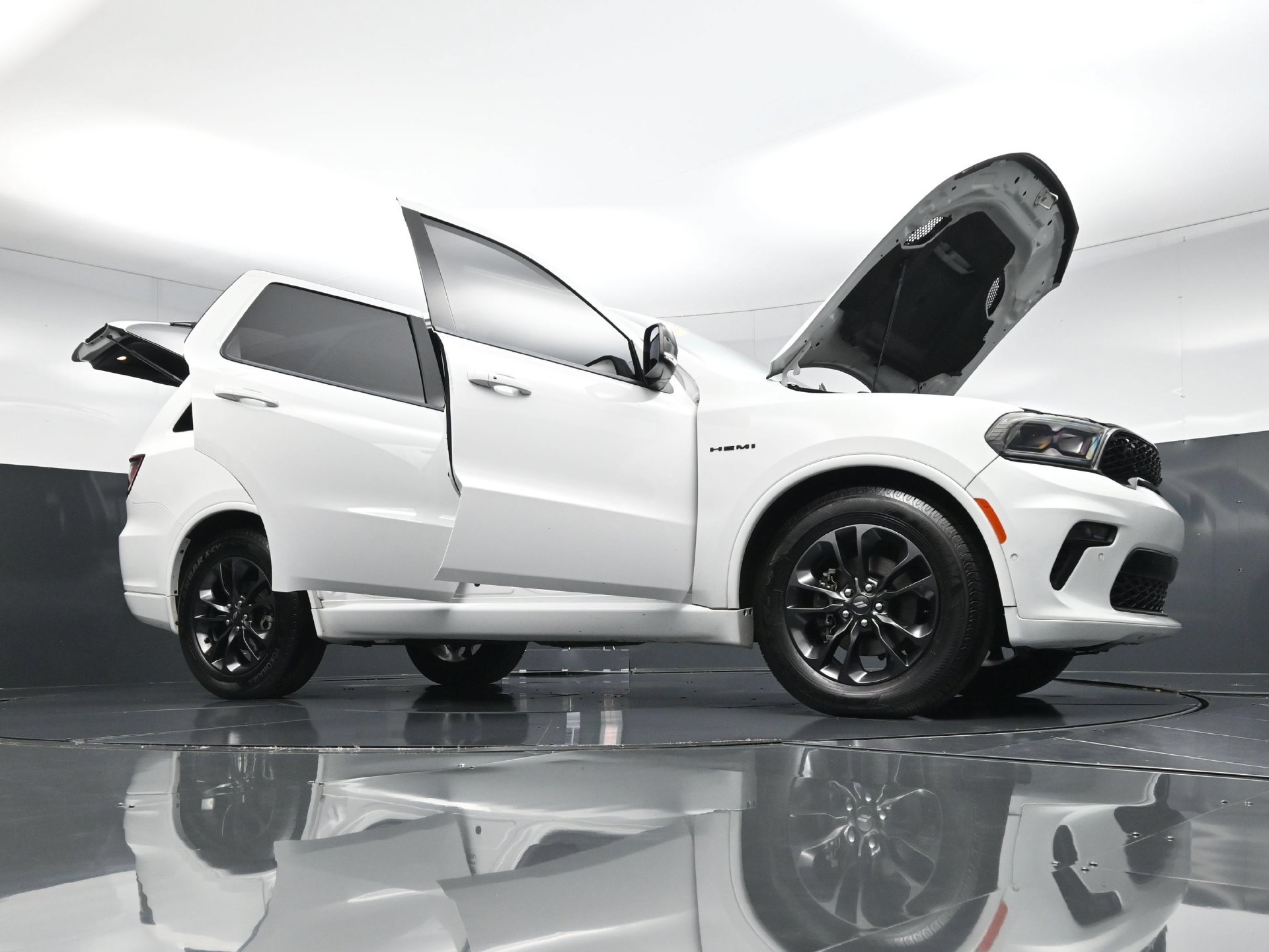 Used 2022 Dodge Durango R/T w/ Blacktop Package AWD/4WD image 80