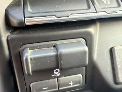 Used 2023 GMC Sierra 2500 SLE AWD/4WD image 23