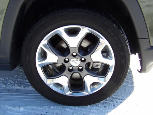 Used 2020 Jeep Compass Limited image 6