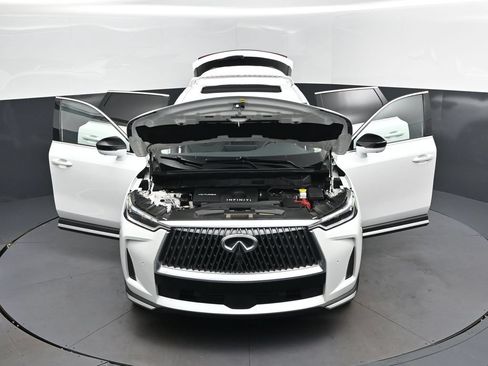 Certified 2026 INFINITI QX60 Luxe w/ Cargo Package FWD image 53