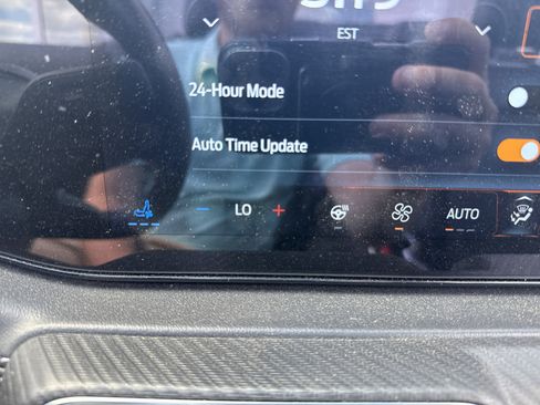 Used 2025 Ford Mustang Premium RWD image 28