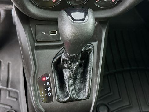 Used 2021 RAM ProMaster City Tradesman FWD image 19