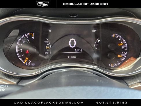 Used 2017 Jeep Grand Cherokee Limited w/ Luxury Group II RWD image 6