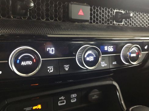 Used 2024 Honda CR-V EX-L image 10