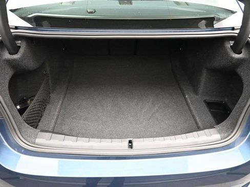 Used 2025 BMW 330i Sedan image 17