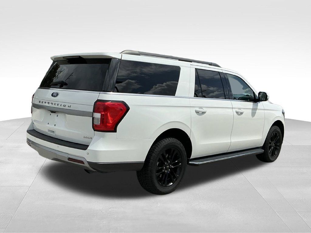 Used 2023 Ford Expedition Max XLT RWD image 9