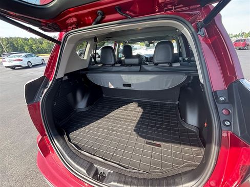 Used 2018 Toyota RAV4 Limited w/ Advanced Technology Package FWD image 22