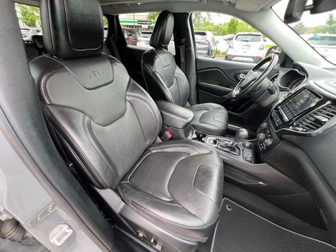 Used 2021 Jeep Cherokee Limited AWD/4WD image 30