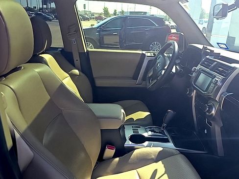 Used 2019 Toyota 4Runner Limited RWD image 16