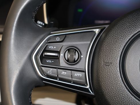 Certified 2024 Acura MDX w/Technology Package image 20