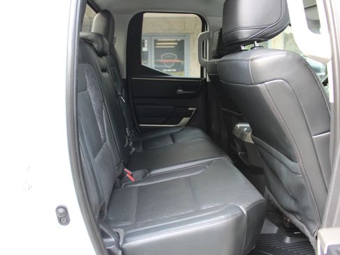 Used 2022 Toyota Tundra SR5 w/ SR5 Premium Package AWD/4WD image 18