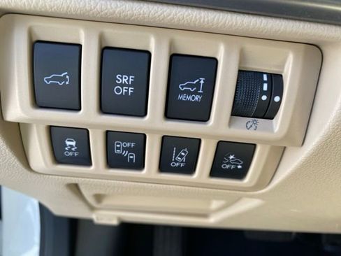 Used 2016 Subaru Outback 2.5i Premium image 24