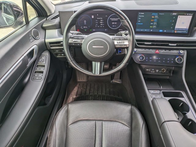 Used 2025 Hyundai Sonata Limited FWD image 16
