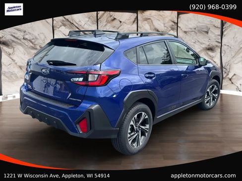 Used 2025 Subaru Crosstrek 2.5i Premium AWD/4WD image 6
