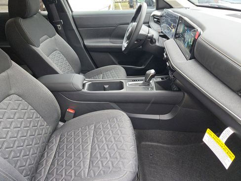 New 2026 Nissan Kicks SV image 19