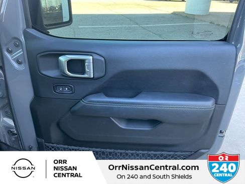 Used 2018 Jeep Wrangler Unlimited Rubicon image 10