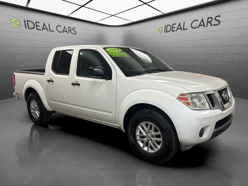 Used 2019 Nissan Frontier SV RWD image 3