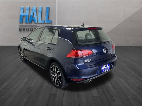 Used 2016 Volkswagen Golf SE image 3