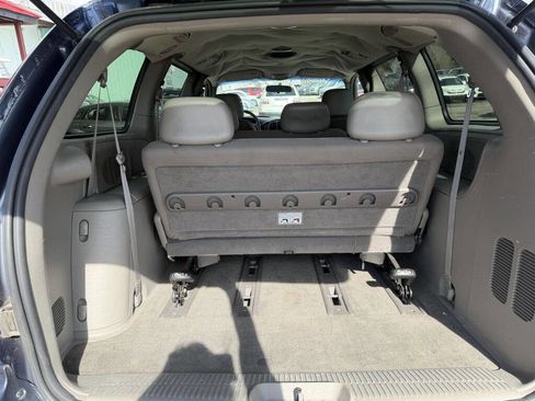 Used 2002 Dodge Grand Caravan SE image 5