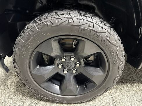 Used 2019 RAM 1500 Big Horn AWD/4WD image 4