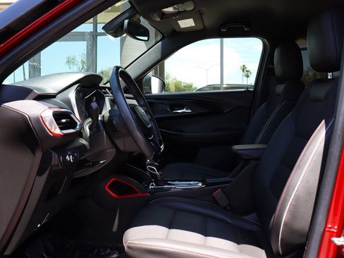 Used 2022 Chevrolet TrailBlazer RS w/ Technology Package FWD image 38