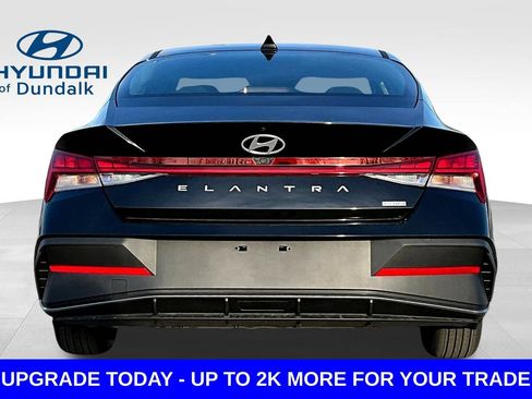 New 2026 Hyundai Elantra Hybrid FWD image 5