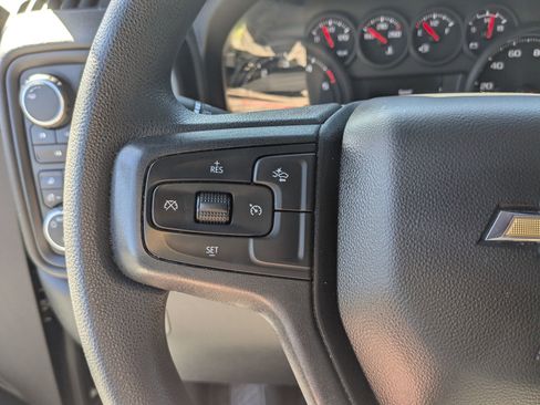 Used 2024 Chevrolet Silverado 2500 Custom w/ Custom Value Package image 22