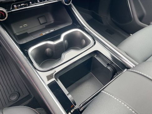 New 2026 Chevrolet Traverse Z71 w/ Enhanced Driving Package image 37