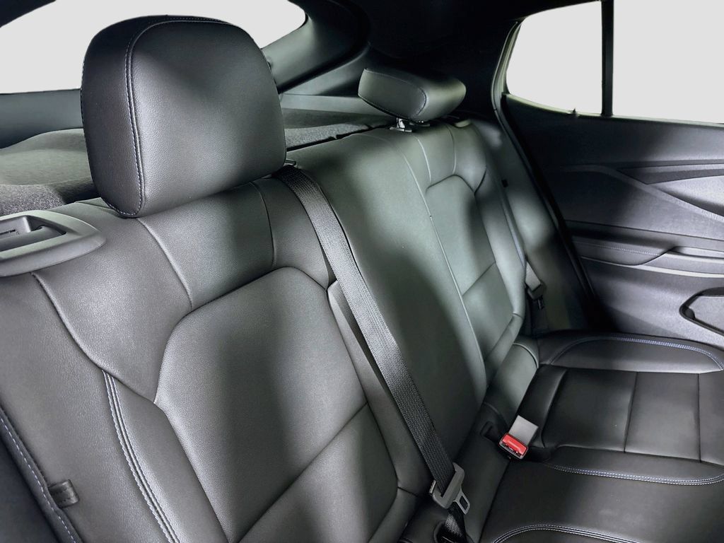 New 2026 Buick Envista Sport Touring w/ Convenience I Package FWD image 25