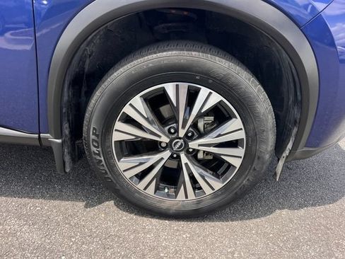 Used 2023 Nissan Rogue SV FWD image 32