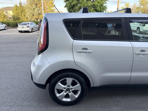 Used 2018 Kia Soul image 6