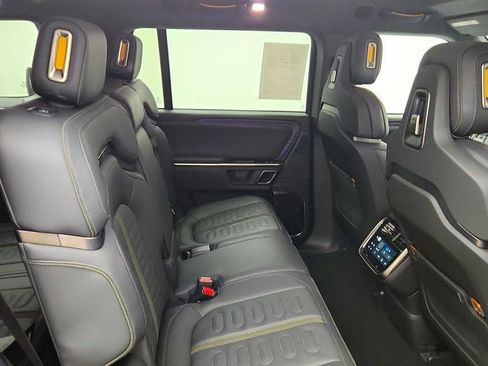 Used 2023 Rivian R1S Adventure AWD/4WD image 26