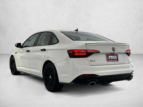 Used 2024 Volkswagen Jetta GLI 40th Anniversary Edition FWD image 13