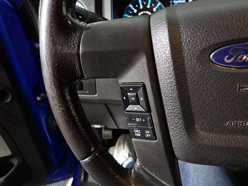 Used 2013 Ford F150 XLT w/ Mid Equipment Group AWD/4WD image 21