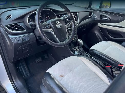 Used 2019 Buick Encore Preferred image 7