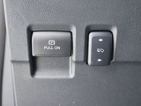 New 2025 Ford F350 Platinum w/ FX4 Off-Road Package image 23